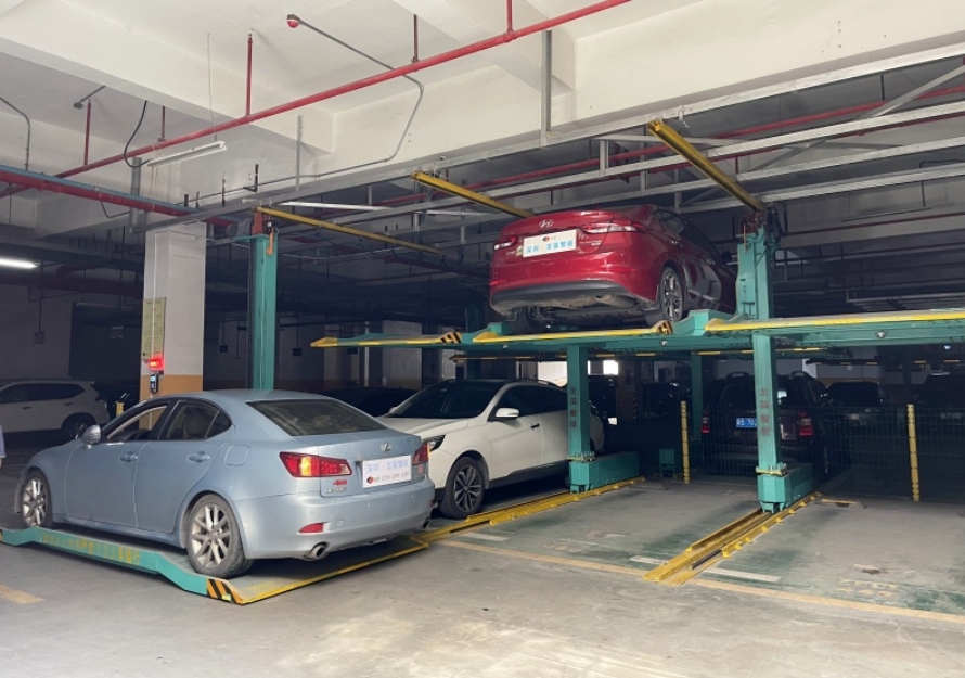 3、地下室无避让简易升降设备案例图1.jpg 3、地下室无避让简易升降设备案例图1.jpg